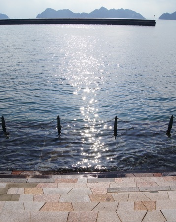 沖浦港おさかな公園 海を眺める