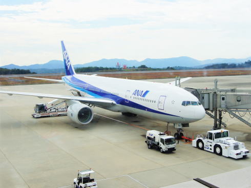 ひろしま空の日2016 ふれあい秋まつり、海保航空基地見学も