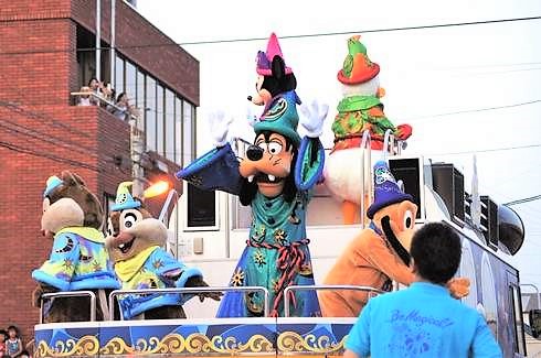 三原やっさ祭りに「ディズニーパレード」登場!スペシャルバージョンで