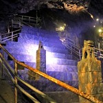 美川ムーバレー、山口 巨大洞窟に広がる謎の世界