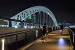 ライトアップされた太田川大橋、歩きたくなる橋をぶらり散歩