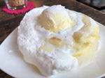 袋町 カフェマルティッド、白いふわモチパンケーキが人気の店