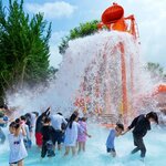 バケツプールに巨大スライダー！みろくの里・遊園地プールが2026夏もオープン