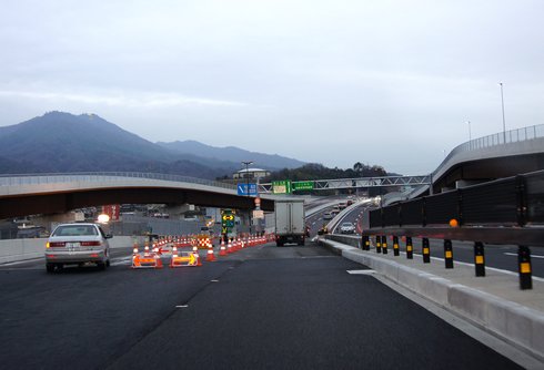 廿日市高架橋 西広島バイパスの延長工事が開通 2