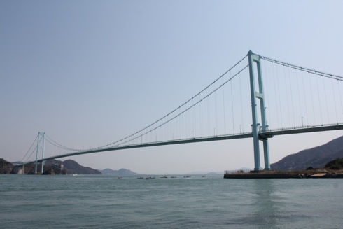 安芸灘大橋 と蒲刈島の白崎園、島々を見渡すドライブスポット! 通行料(料金)も