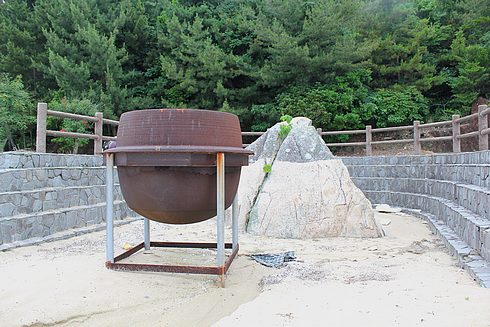 江田島 入鹿海岸の 弁慶岩の画像 