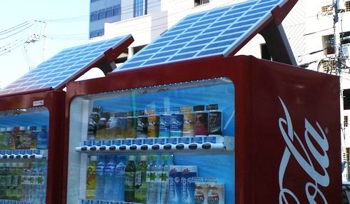 ソーラー発電の自動販売機 「ecoるソーラー」、コカコーラからエコ自販機が拡大中