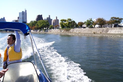 雁木タクシーで川から広島をパノラマビュー！鳥の楽園にも大接近