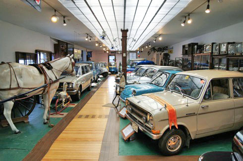 福山自動車時計博物館、乗って触って撮れる！レトロいっぱいの博物館