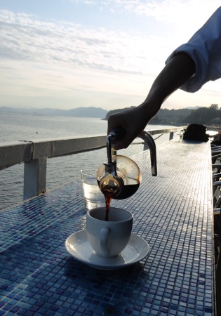 海と料理miya サイフォンでいれたコーヒー