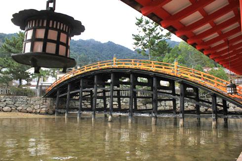 宮島 厳島神社 反橋の写真
