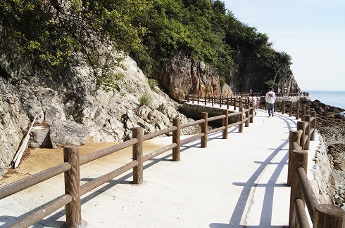 鞆の浦 仙酔島の五色岩パワースポット