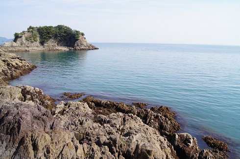 鞆の浦 仙酔島の五色岩 への遊歩道からの画像
