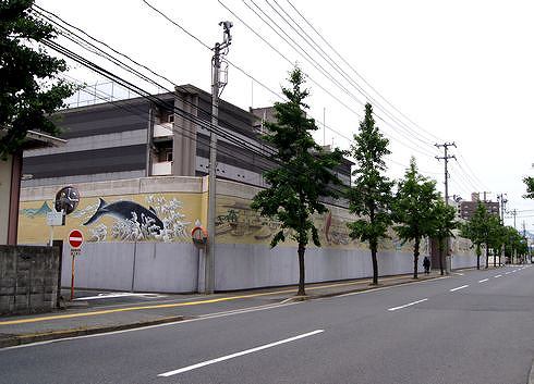 広島拘置所の壁画、200メートルの巨大絵巻