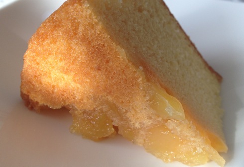 敦盛さん 高野りんごのバターケーキ 底面にりんごのコンポート