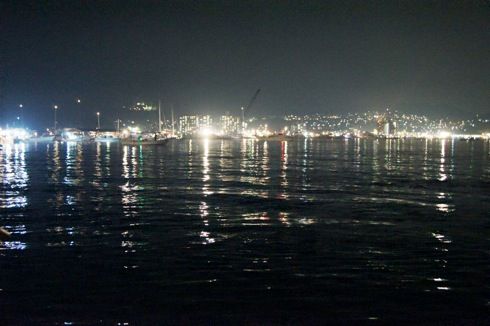 宮島水中花火大会 海の夜景