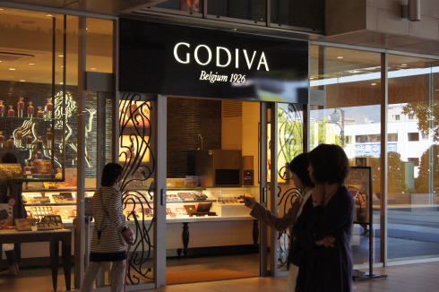 ゴディバ(Godiva)がアルパークにオープン、ソフトクリームはお預け