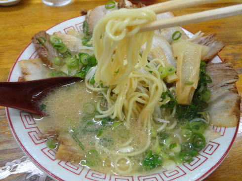 広島祇園 ザ・ラーメンの麺
