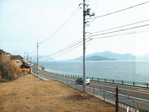 竹原市の海辺、R185を走る風景