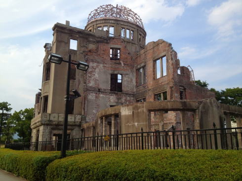 原爆ドーム、広島をみつめ続けて100年