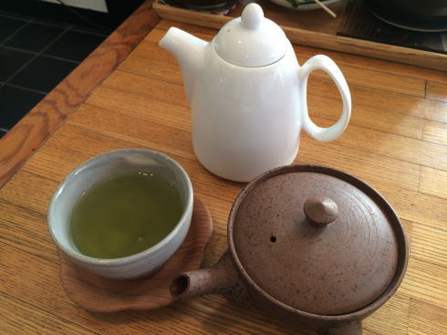 福山 勉強堂 本店の日本茶