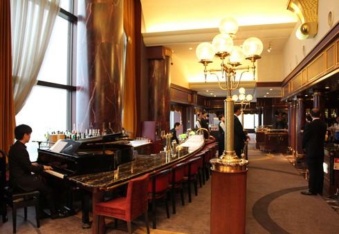 リーガロイヤルホテル広島 リーガトップ、土曜日はピアノの生演奏も