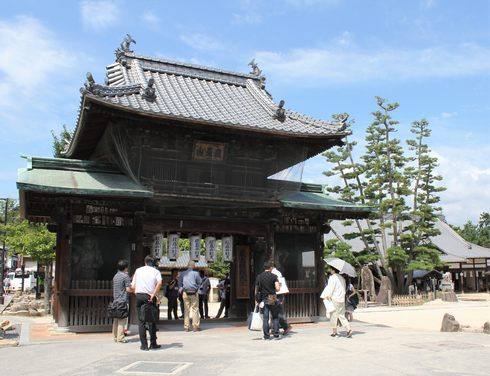 大願寺の門