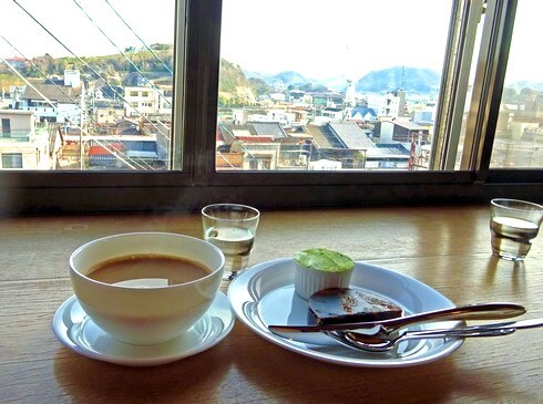 尾道古民家 さくらカフェ、手作り和洋菓子でほっこり