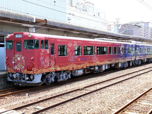〇〇のはなし、山口観光列車 運行開始！山陰・日本海眺める絶景列車