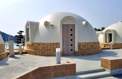ドーム型コテージ 誕生 呉市蒲刈 県民の浜にオープン