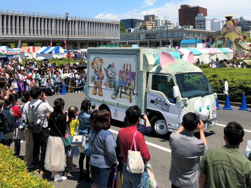 ジェラトーニワゴン 広島で展示された様子4