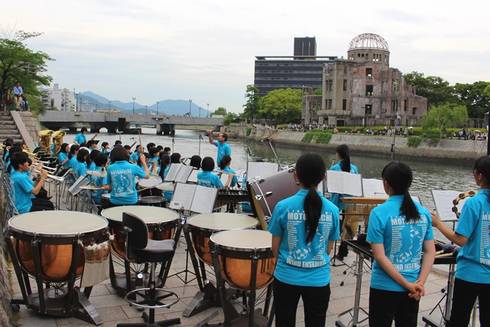吹奏楽フェスティバル、広島で水辺のコンサート