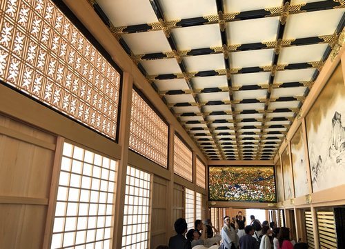 名古屋城本丸御殿の通路、欄間デザインも美しい