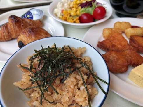 ザロイヤルパークホテル広島の朝食に、穴子飯も！