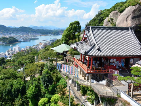 千光寺から見る尾道の絶景と光る宝玉「玉の岩」伝説
