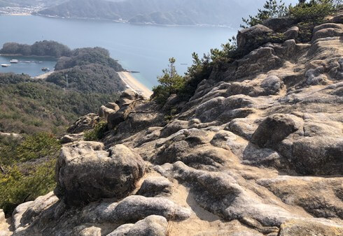天狗岩と江田島・能美島の風景