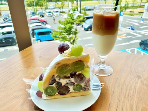 果実びより 広島レクトにオープン、ボリュームたっぷりフルーツカフェ