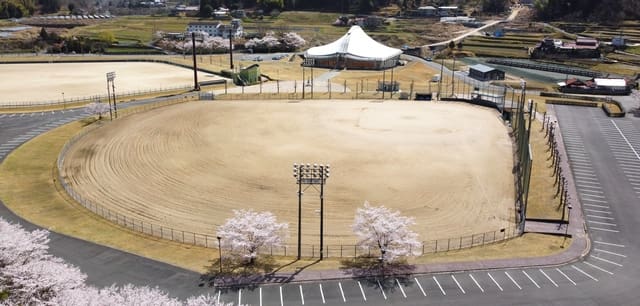 白竜湖スポーツ村公園の野球場