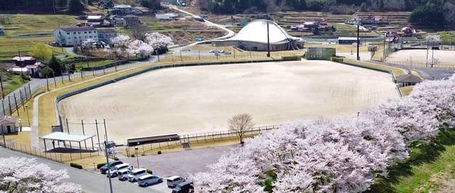 白竜湖スポーツ村公園の多目的グラウンド