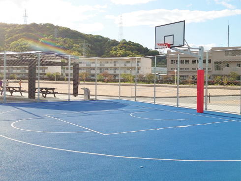 平成ヶ浜中央公園 リニューアル 坂町に潮風そよぐ バスケ専用コート 遊具 広場が誕生