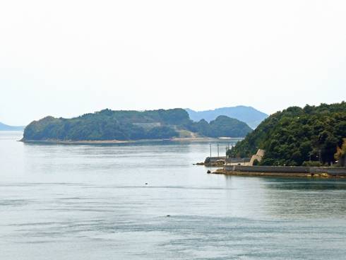 仏ヶ崎展望台　展望台からの眺め（下黒島）