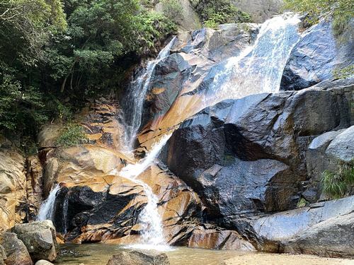 妹背の滝、廿日市市大野のマイナスイオンに包まれる納涼スポット