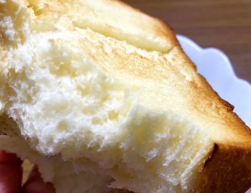 冷凍高級食パン「白雪庵」のスイーツ食パン、ふわふわ食感