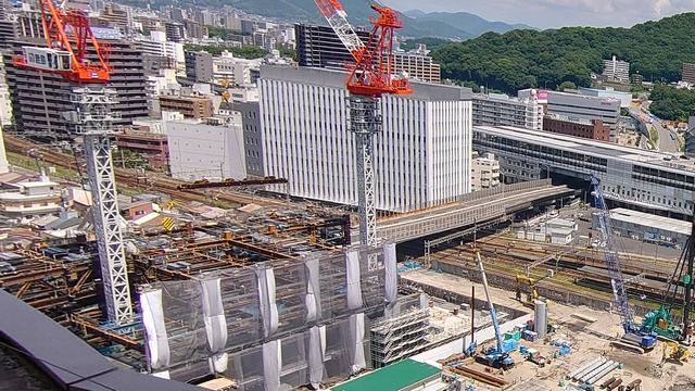 広島東郵便局の建替え工事、2021年7月28日の様子