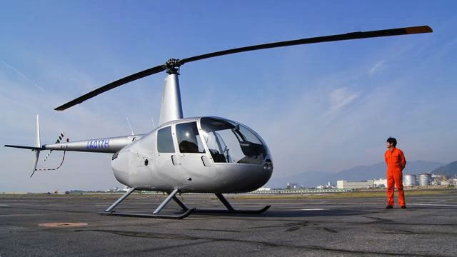 ヘリコプターで宮島へ遊覧飛行！広島上空から景色を堪能