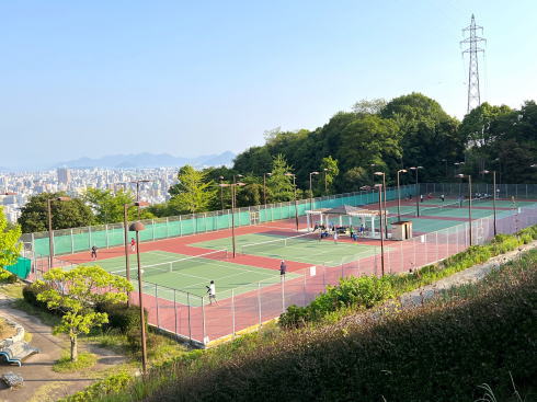 広島市西区 竜王公園 テニスコート
