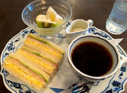 広島のレトロ喫茶「フルフル」サンドイッチ モーニングセット