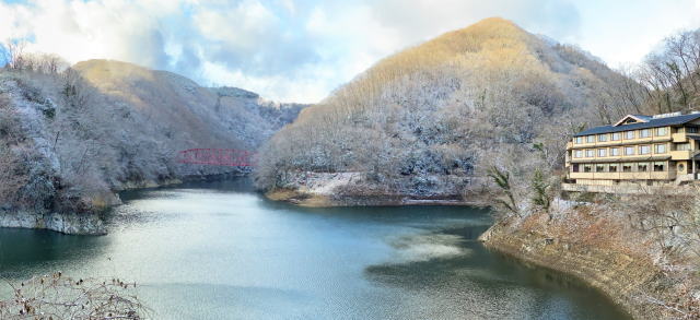 帝釈峡 神龍湖 冬の雪景色