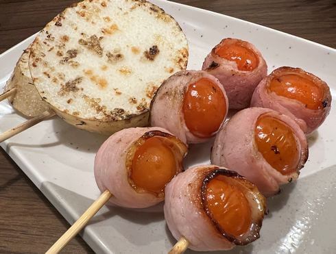 博多とりかわ大臣 広島駅西店、山芋とトマト巻き