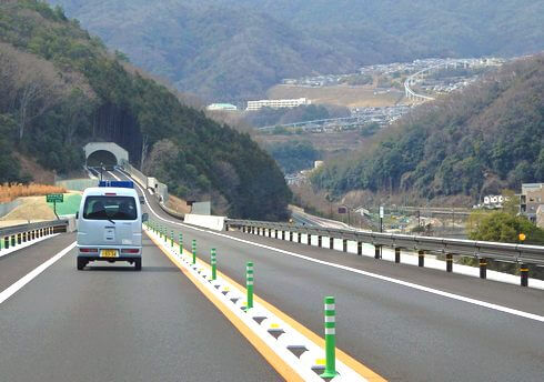 東広島バイパス 全線開通、直線の気持ちいい高架道路
